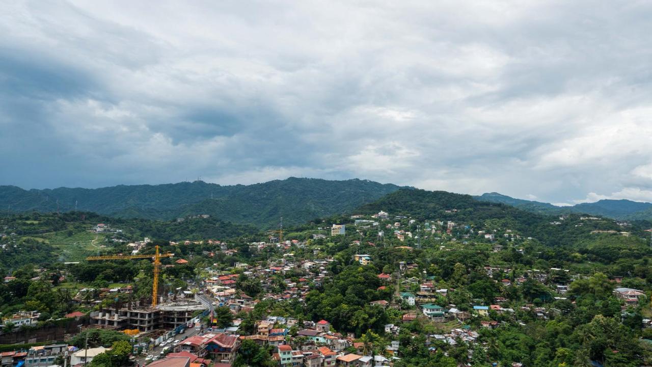 Marco Polo Plaza Cebu Hotel Bagian luar foto View of the city