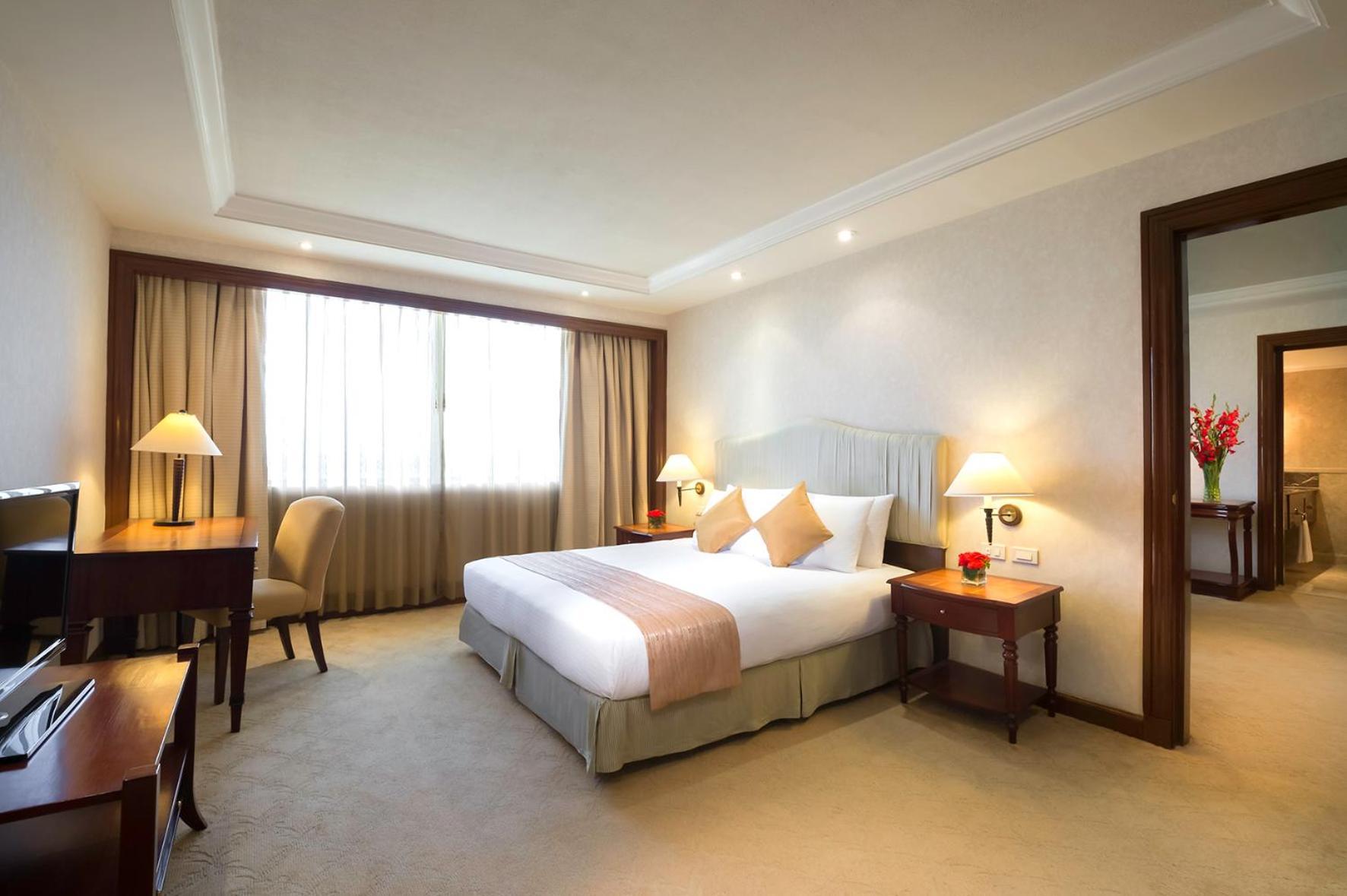 Marco Polo Plaza Cebu Hotel Bagian luar foto A bedroom at the hotel